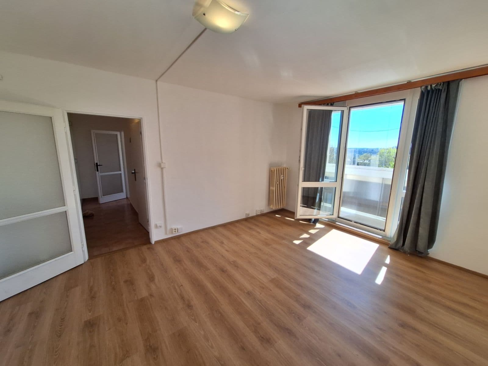 Prenájom bytu 1-izbový 38 m², Nepomucká, Plzeň, Plzeňský kraj Prenájom bytu 1-izbový 38 m², Nepomucká, Plzeň, Plzeňský kraj