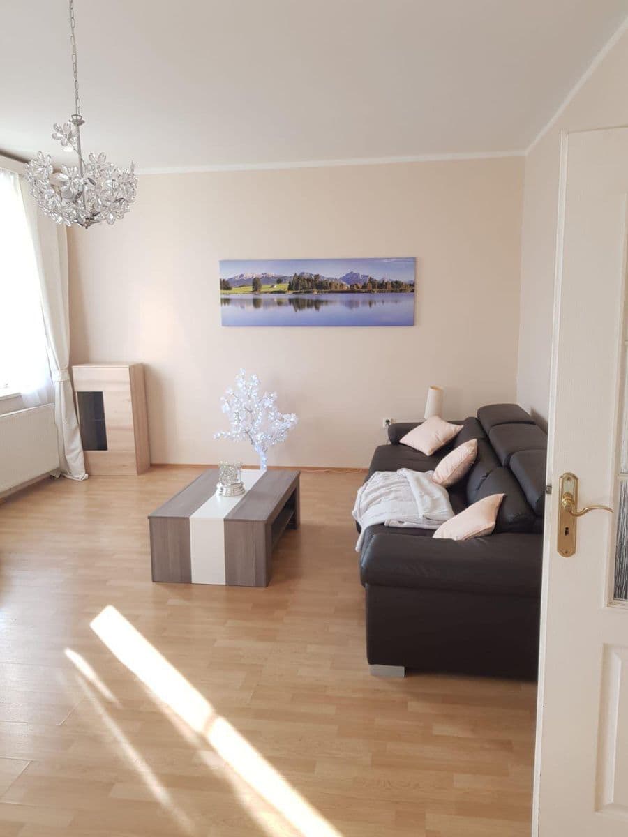 Prenájom bytu 2-izbový 95 m², U Waltrovky, Praha, Praha Prenájom bytu 2-izbový 95 m², U Waltrovky, Praha, Praha