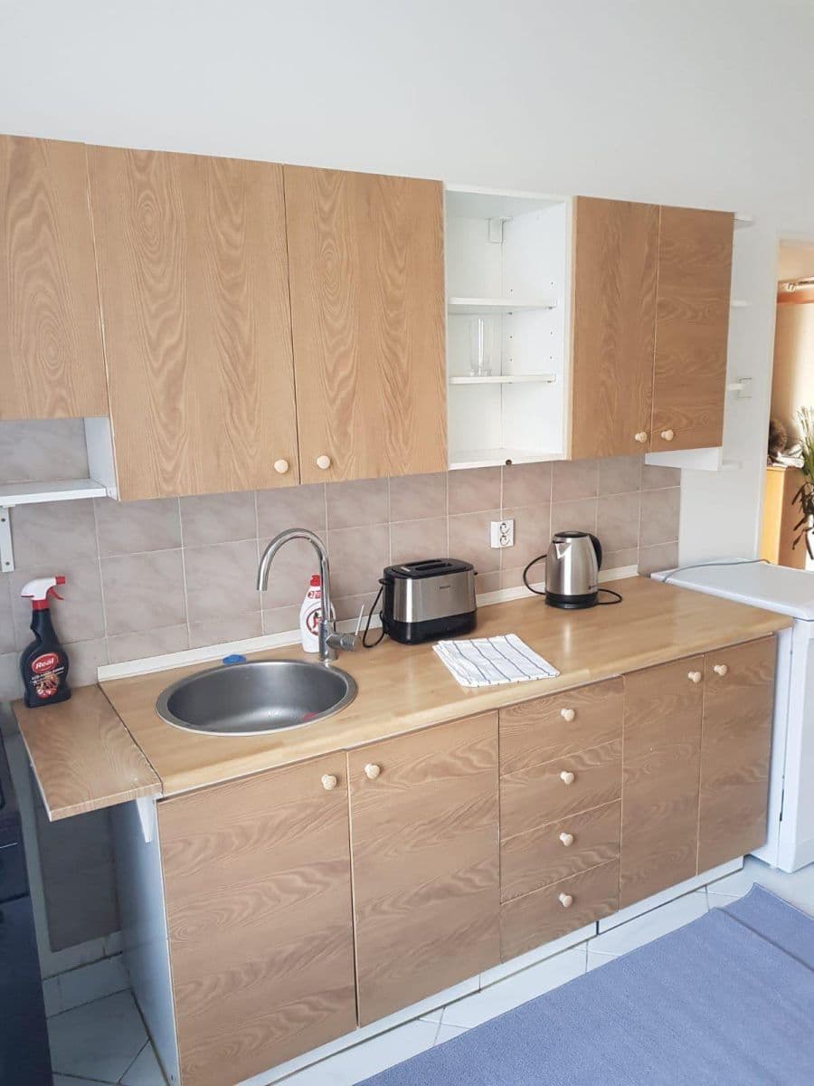 Prenájom bytu 2-izbový 95 m², U Waltrovky, Praha, Praha Prenájom bytu 2-izbový 95 m², U Waltrovky, Praha, Praha