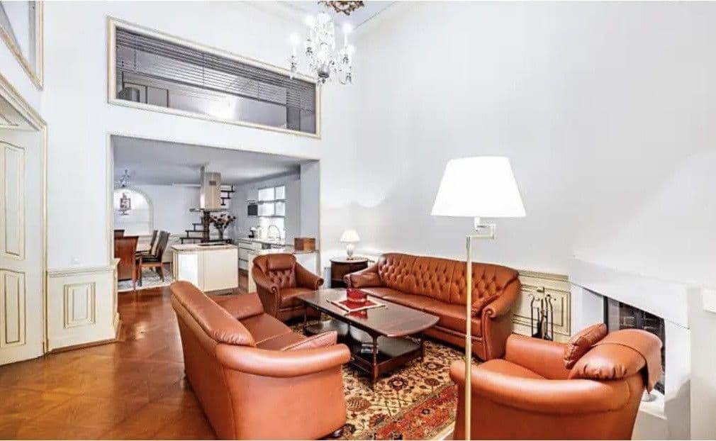 Prenájom bytu 150 m², Smetanovo nábřeží, Praha, Praha Prenájom bytu 150 m², Smetanovo nábřeží, Praha, Praha