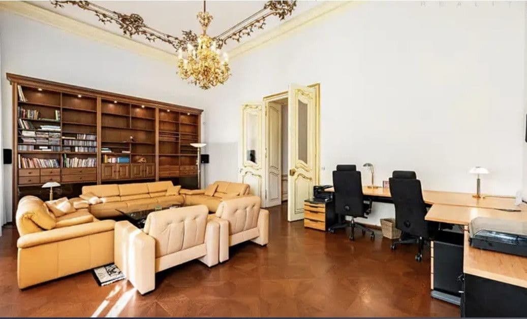 Prenájom bytu 150 m², Smetanovo nábřeží, Praha, Praha Prenájom bytu 150 m², Smetanovo nábřeží, Praha, Praha