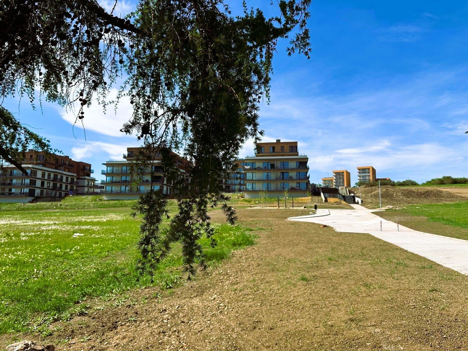 Prenájom bytu 2-izbový 43 m², Haenkeho, Praha, Praha Prenájom bytu 2-izbový 43 m², Haenkeho, Praha, Praha