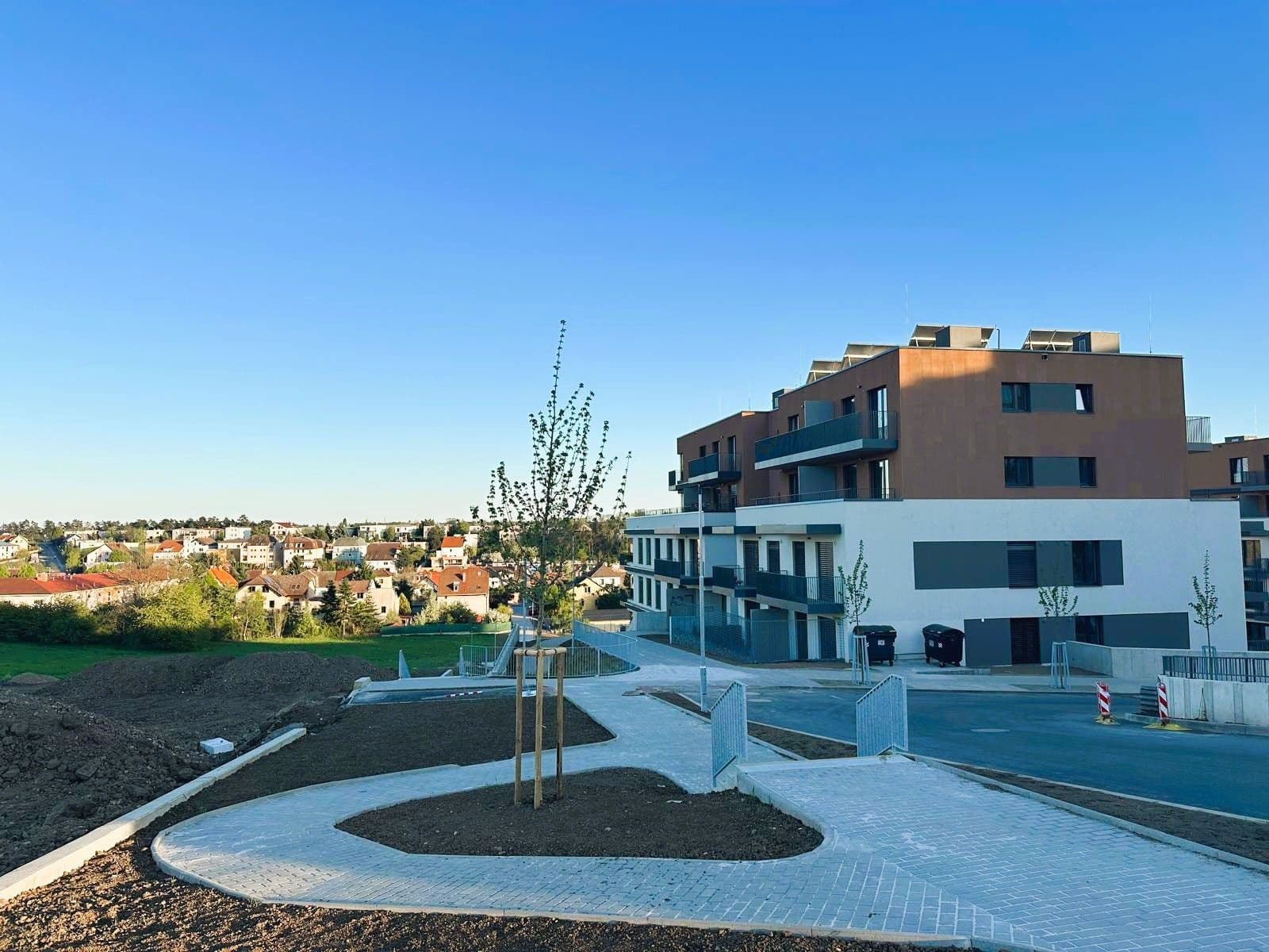Prenájom bytu 2-izbový 43 m², Haenkeho, Praha, Praha Prenájom bytu 2-izbový 43 m², Haenkeho, Praha, Praha