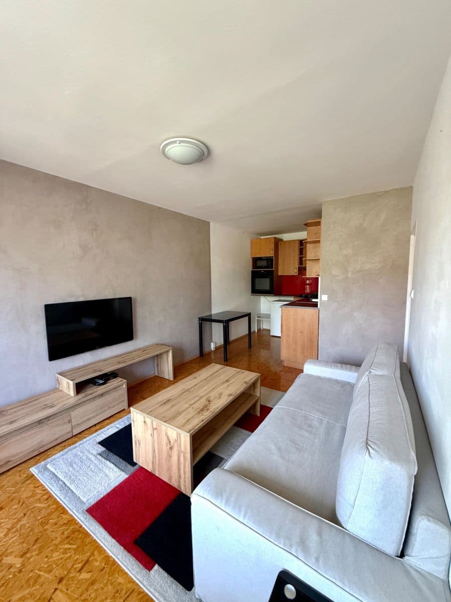 Prenájom bytu 2-izbový 39 m², Mirovická, Praha, Praha Prenájom bytu 2-izbový 39 m², Mirovická, Praha, Praha