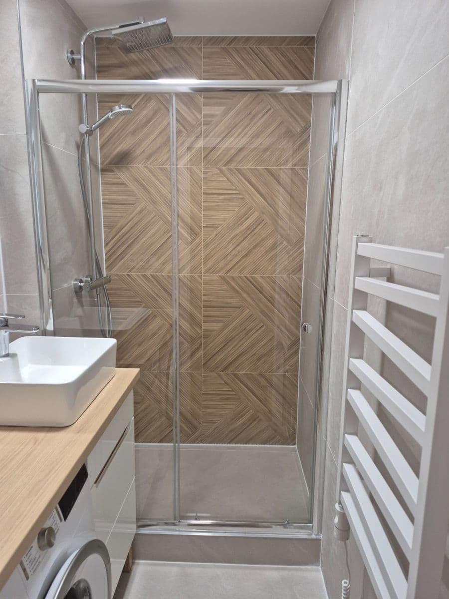 Prenájom bytu 2-izbový 46 m², Milánská, Praha, Praha Prenájom bytu 2-izbový 46 m², Milánská, Praha, Praha
