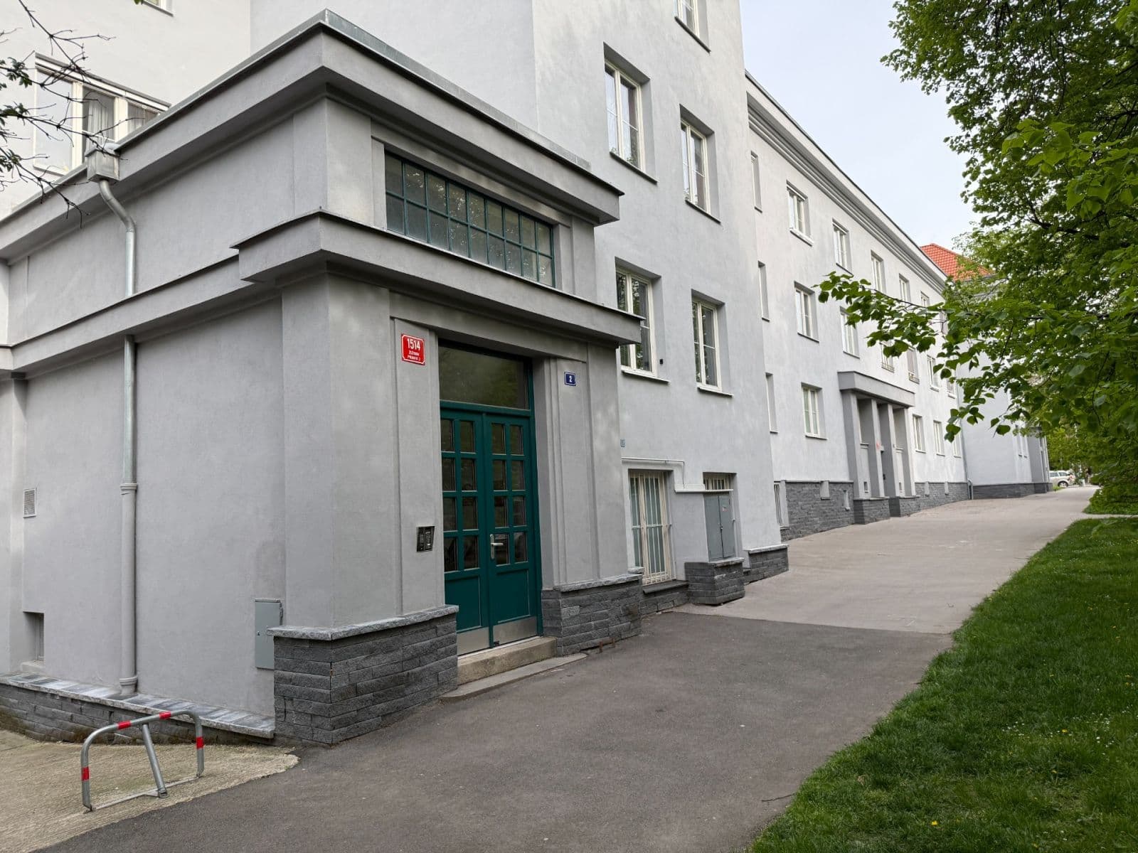 Prenájom bytu 2-izbový 62 m², Hořanská, Praha, Praha Prenájom bytu 2-izbový 62 m², Hořanská, Praha, Praha