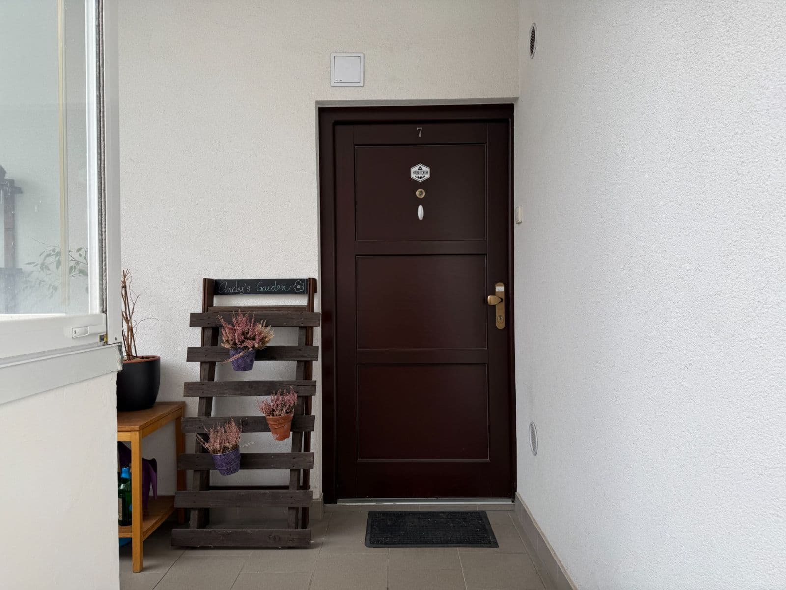 Prenájom bytu 2-izbový 62 m², Hořanská, Praha, Praha Prenájom bytu 2-izbový 62 m², Hořanská, Praha, Praha