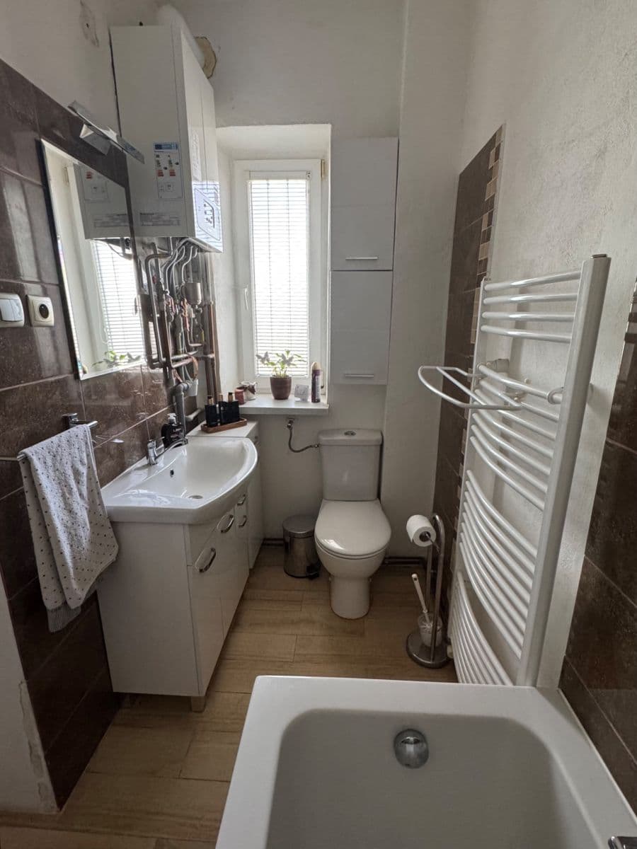 Predaj domu 202 m², pozemek 320 m², Jevišovice, Jihomoravský kraj Predaj domu 202 m², pozemek 320 m², Jevišovice, Jihomoravský kraj