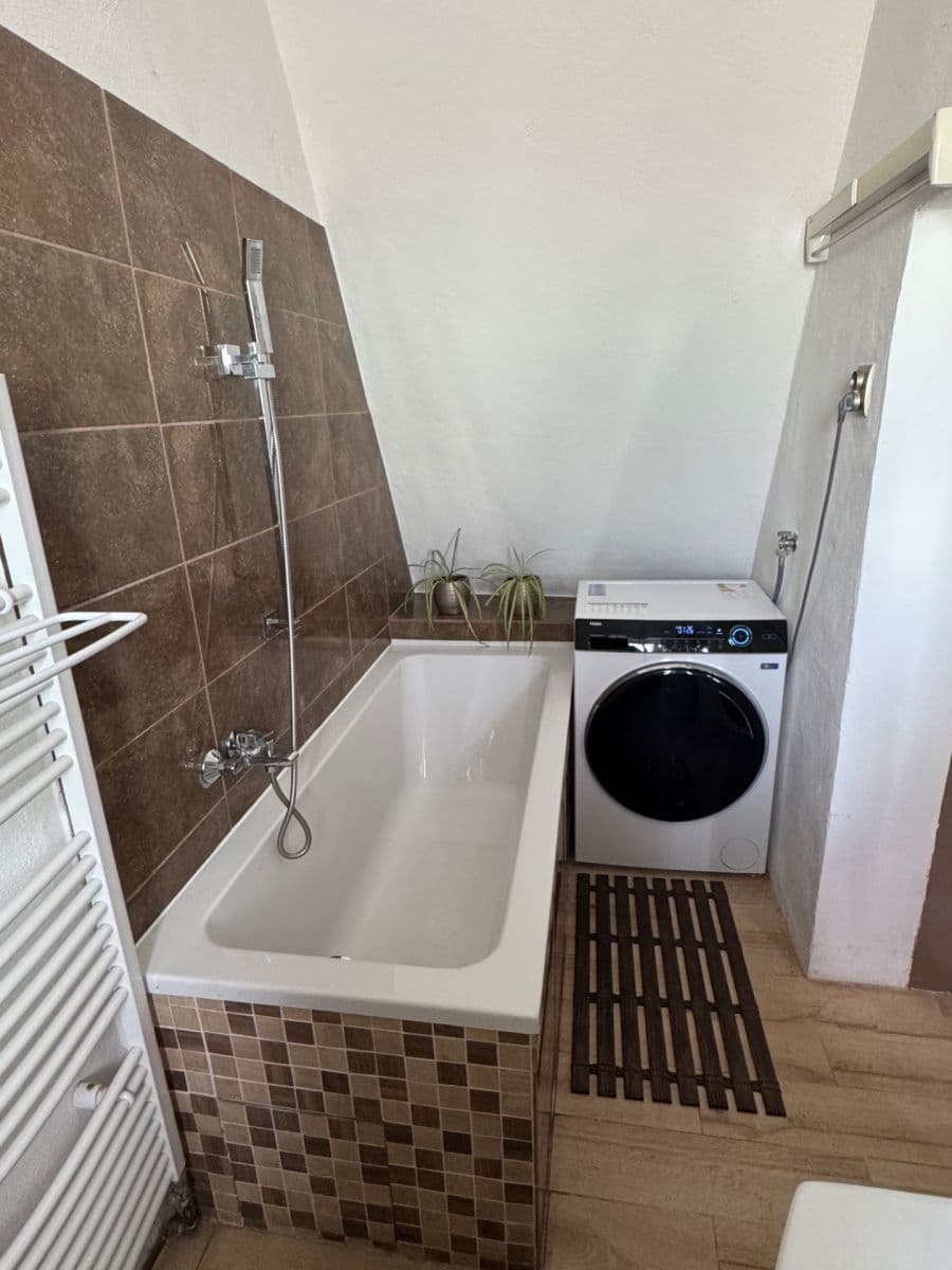 Predaj domu 202 m², pozemek 320 m², Jevišovice, Jihomoravský kraj Predaj domu 202 m², pozemek 320 m², Jevišovice, Jihomoravský kraj