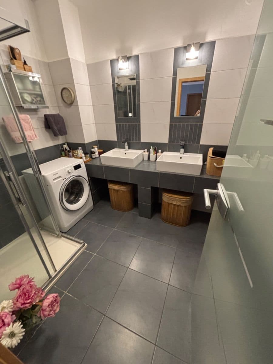 Predaj bytu 4-izbový 89 m², Tečovice, Zlínský kraj Predaj bytu 4-izbový 89 m², Tečovice, Zlínský kraj