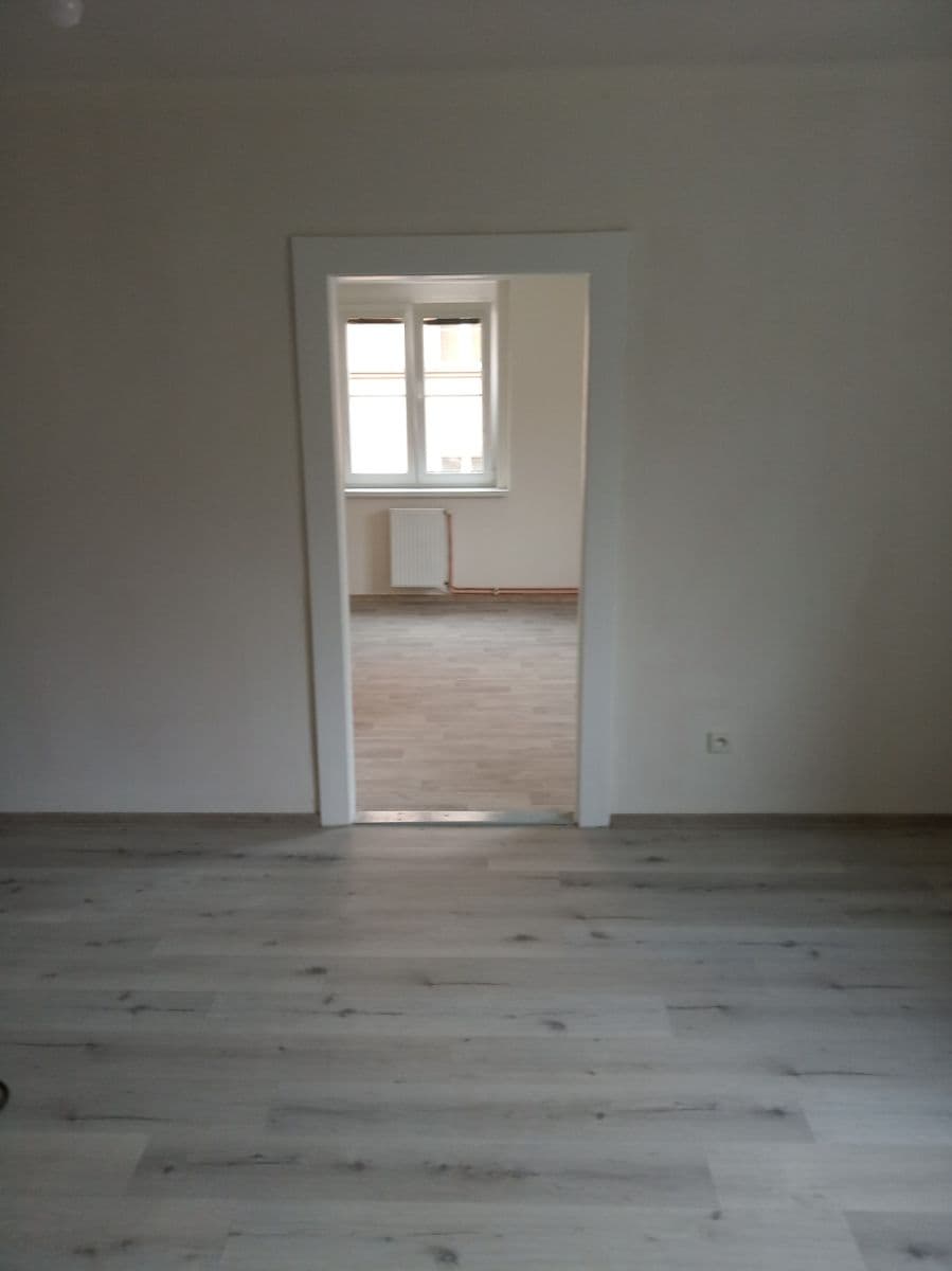 Prenájom bytu 2-izbový 49 m², Na Popluží, Ústí nad Labem, Ústecký kraj Prenájom bytu 2-izbový 49 m², Na Popluží, Ústí nad Labem, Ústecký kraj