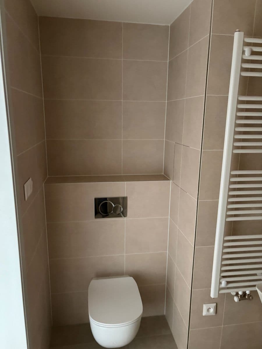 Prenájom bytu 1-izbový 31 m², Haenkeho, Praha, Praha Prenájom bytu 1-izbový 31 m², Haenkeho, Praha, Praha