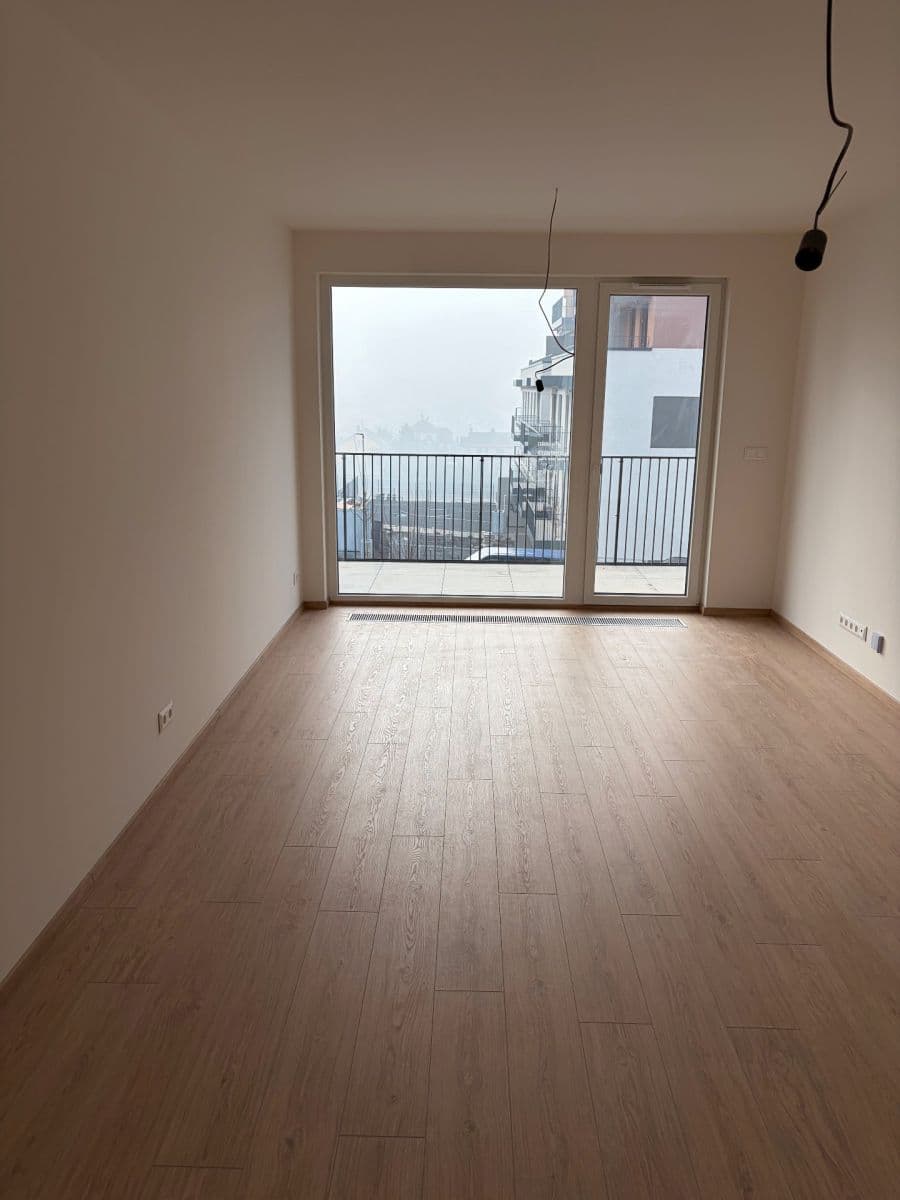 Prenájom bytu 1-izbový 31 m², Haenkeho, Praha, Praha Prenájom bytu 1-izbový 31 m², Haenkeho, Praha, Praha