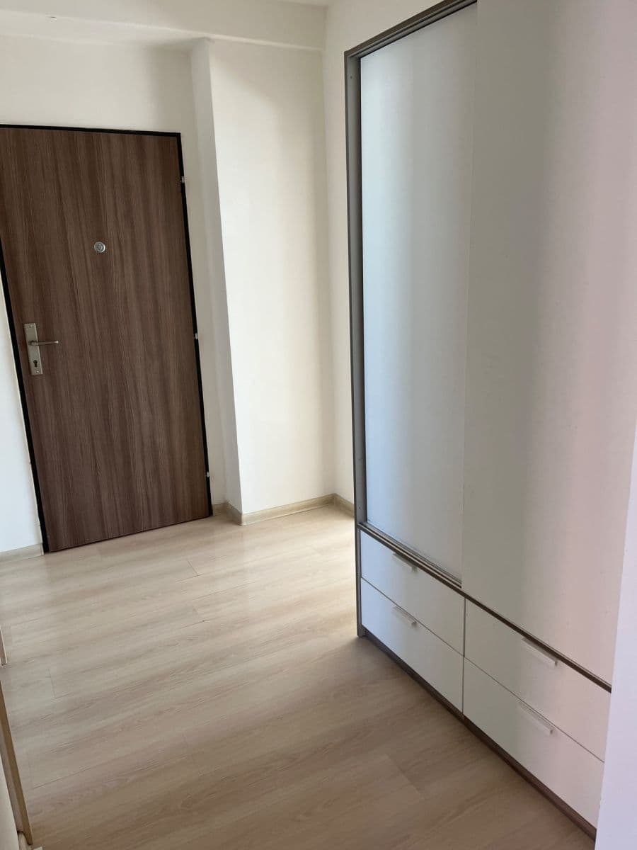 Predaj bytu 3-izbový 72 m², Bořenovská, Holešov, Zlínský kraj Predaj bytu 3-izbový 72 m², Bořenovská, Holešov, Zlínský kraj