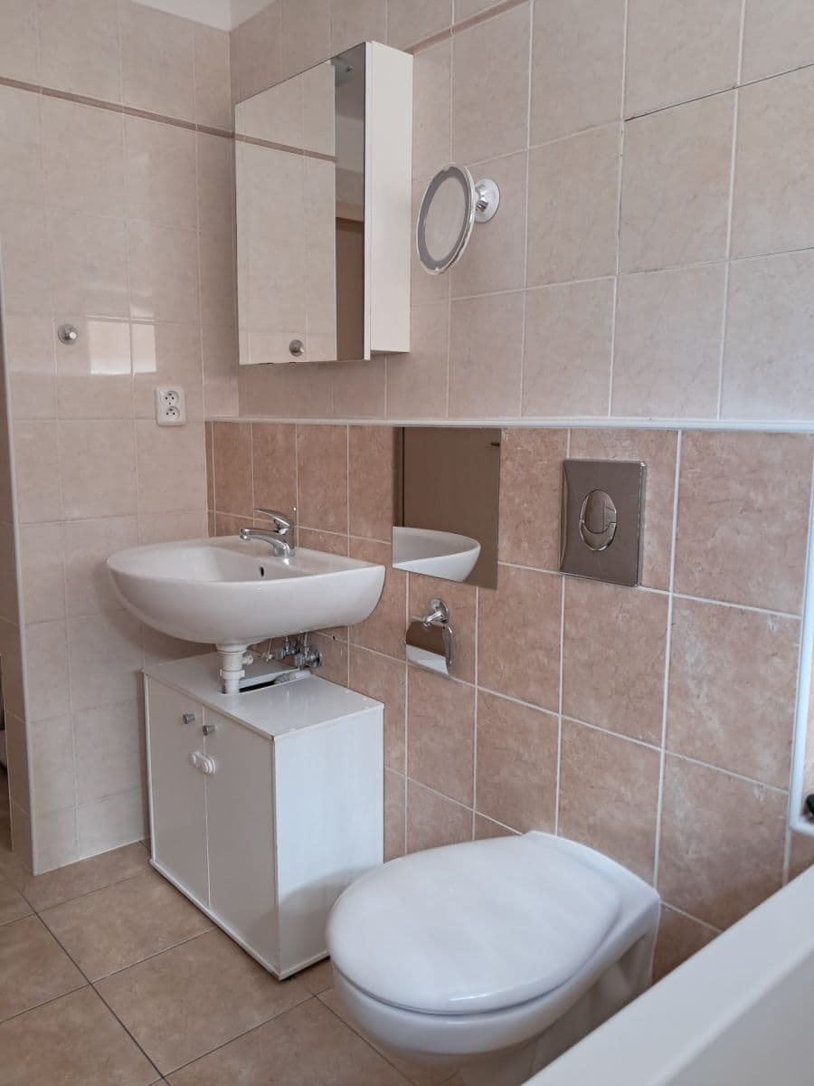 Prenájom bytu 2-izbový 50 m², Štverákova, Praha, Praha Prenájom bytu 2-izbový 50 m², Štverákova, Praha, Praha