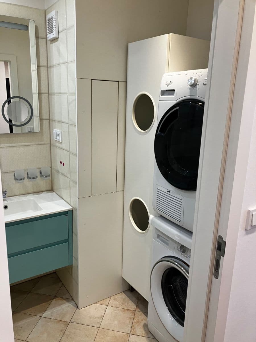 Predaj bytu 3-izbový 65 m², Toušeňská, Praha, Praha Predaj bytu 3-izbový 65 m², Toušeňská, Praha, Praha