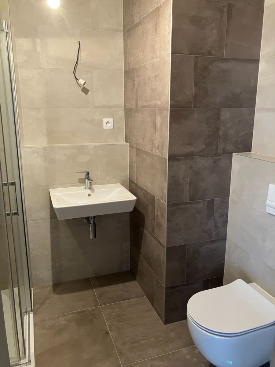Prenájom bytu 2-izbový 40 m², Arnošta Valenty, Praha, Praha Prenájom bytu 2-izbový 40 m², Arnošta Valenty, Praha, Praha