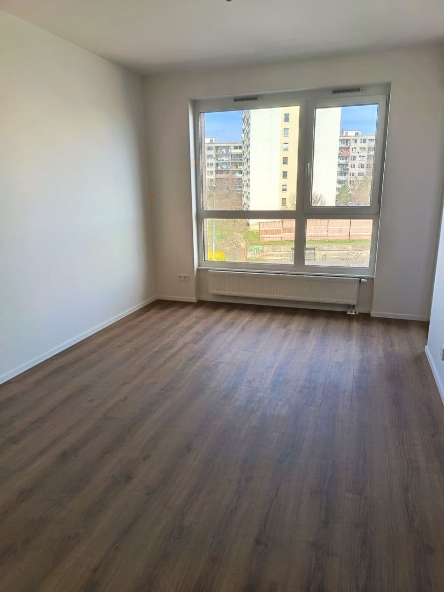 Prenájom bytu 2-izbový 40 m², Arnošta Valenty, Praha, Praha Prenájom bytu 2-izbový 40 m², Arnošta Valenty, Praha, Praha