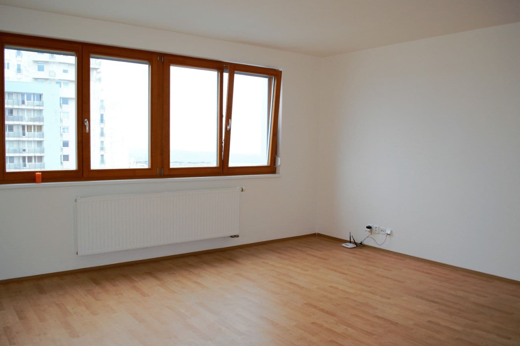 Prenájom bytu 1-izbový 35 m², Sluneční náměstí, Praha, Praha Prenájom bytu 1-izbový 35 m², Sluneční náměstí, Praha, Praha