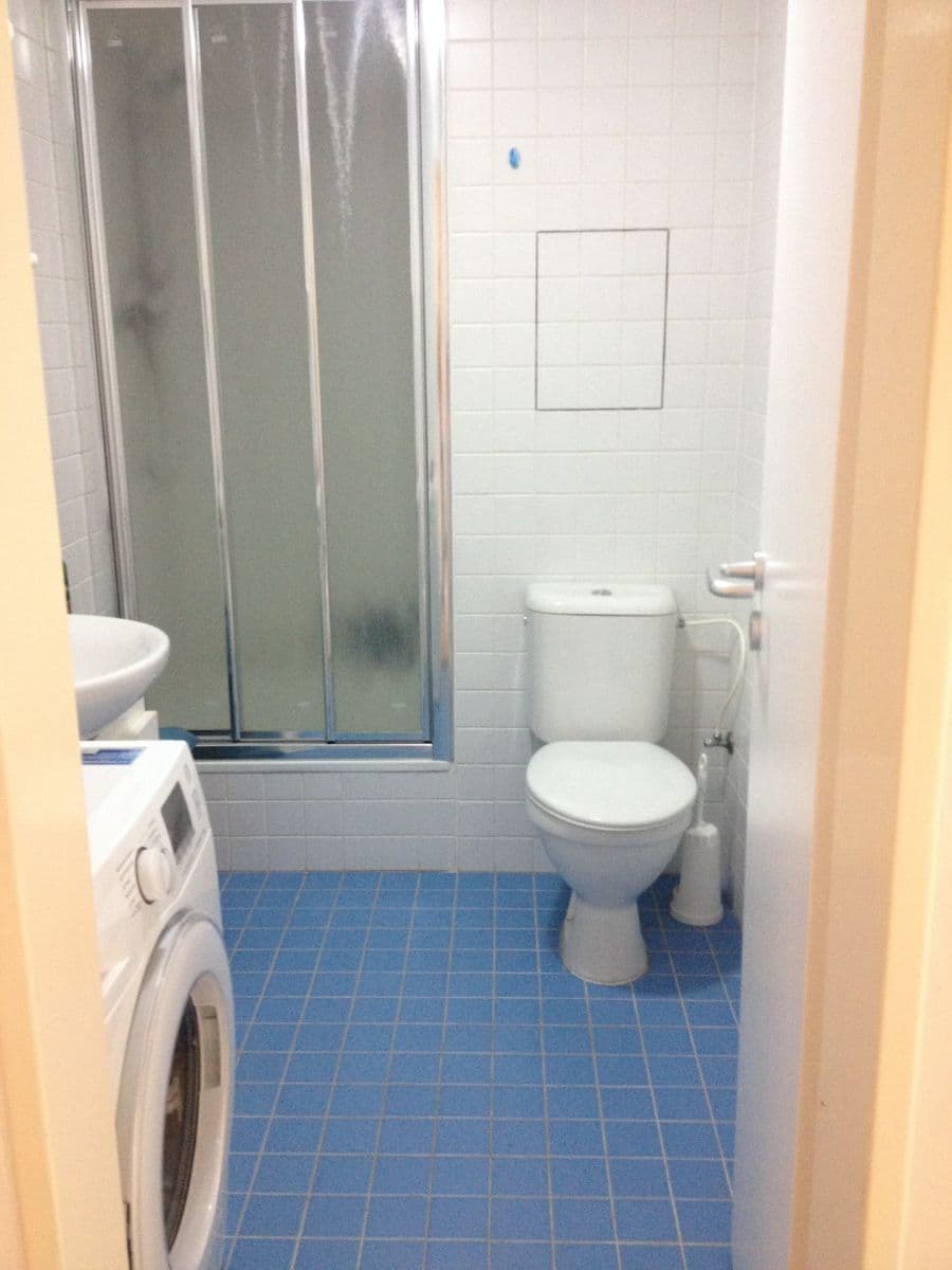 Prenájom bytu 1-izbový 35 m², Sluneční náměstí, Praha, Praha Prenájom bytu 1-izbový 35 m², Sluneční náměstí, Praha, Praha