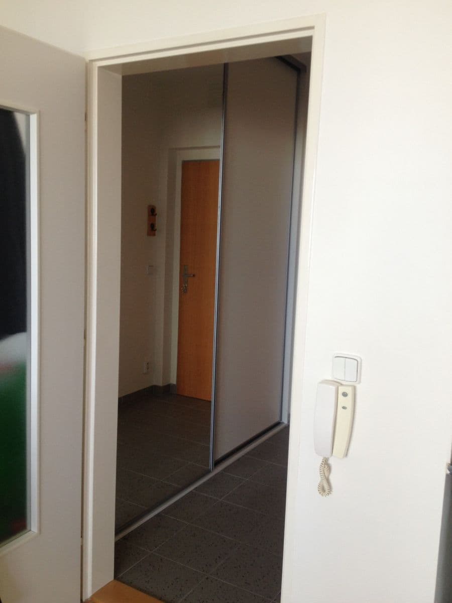 Prenájom bytu 1-izbový 35 m², Sluneční náměstí, Praha, Praha Prenájom bytu 1-izbový 35 m², Sluneční náměstí, Praha, Praha