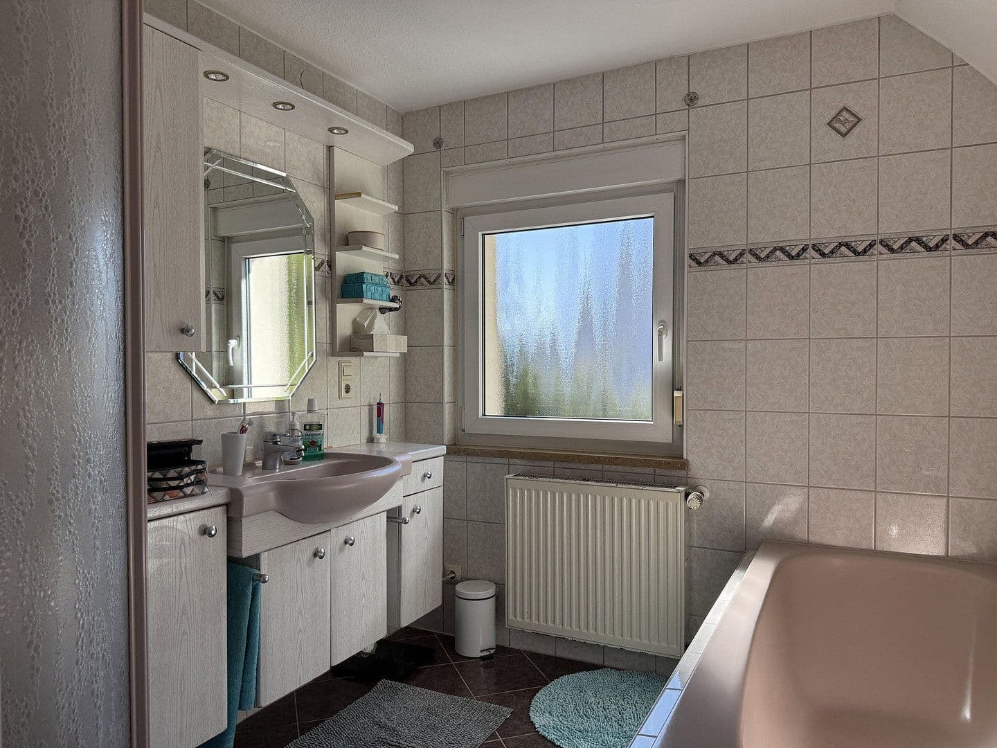 Predaj domu 130 m², pozemek 513 m², Ingelfingen, Bádensko-Wurttembersko Predaj domu 130 m², pozemek 513 m², Ingelfingen, Bádensko-Wurttembersko