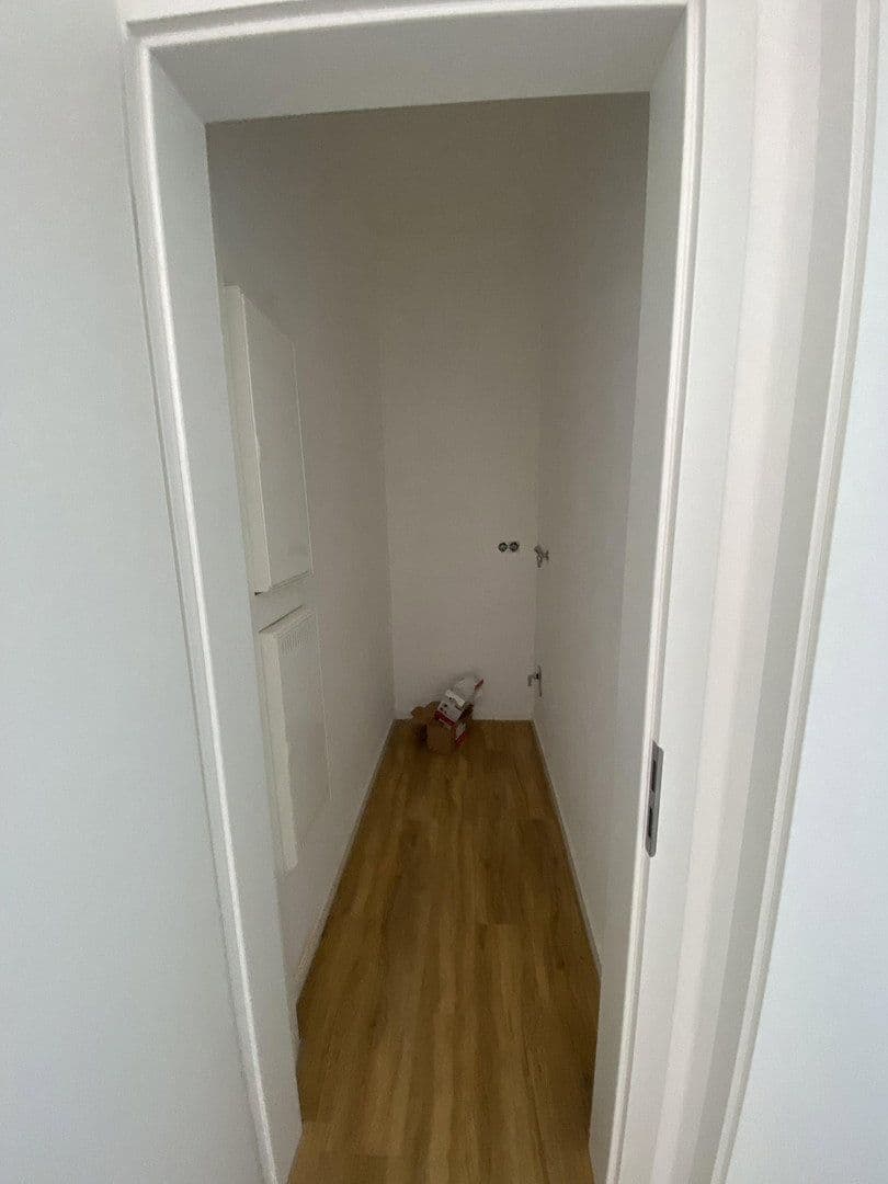 Prenájom bytu 3-izbový 128 m², Wennigsen (Deister), Dolné Sasko Prenájom bytu 3-izbový 128 m², Wennigsen (Deister), Dolné Sasko