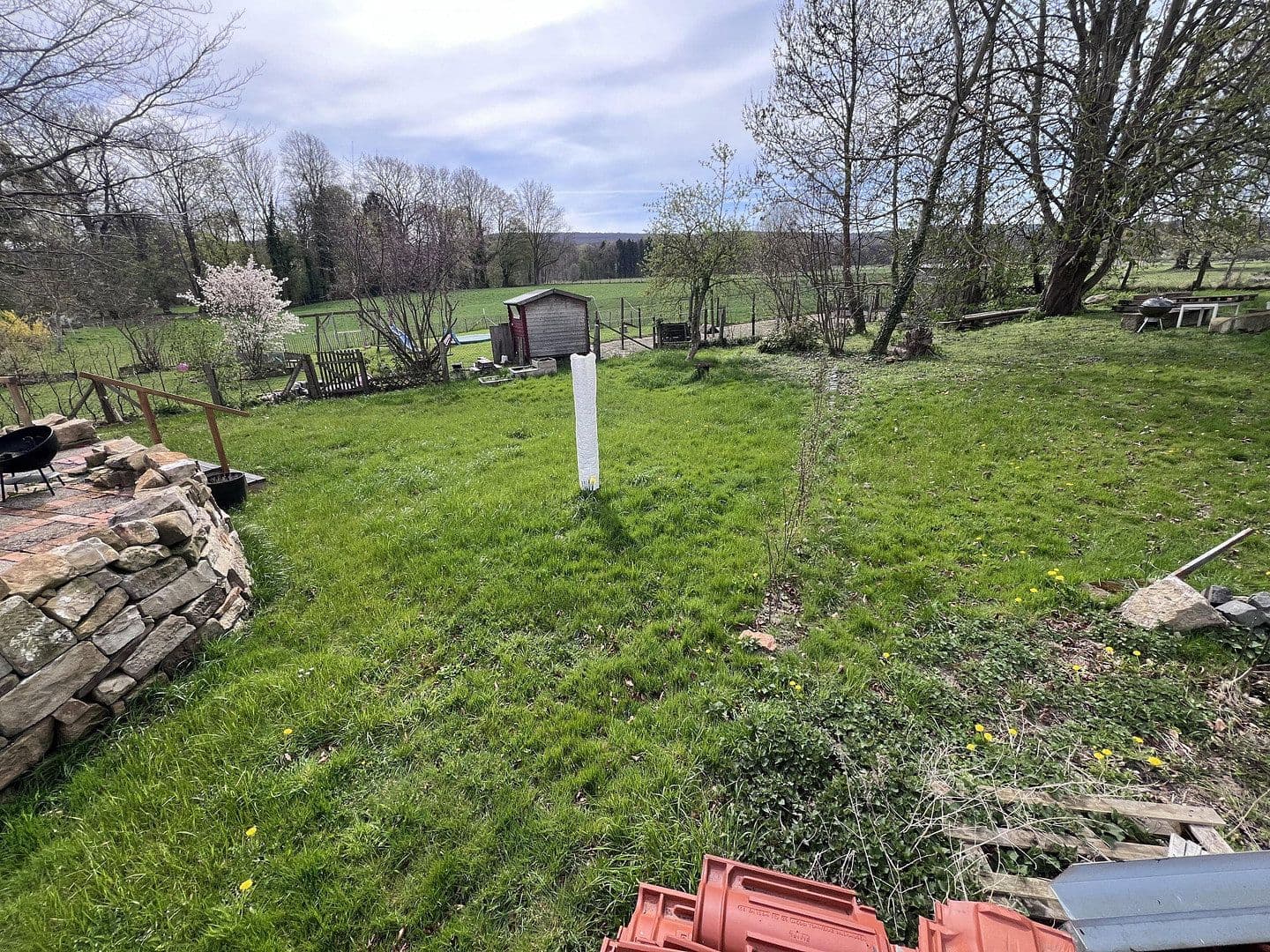 Prenájom bytu 3-izbový 128 m², Wennigsen (Deister), Dolné Sasko Prenájom bytu 3-izbový 128 m², Wennigsen (Deister), Dolné Sasko