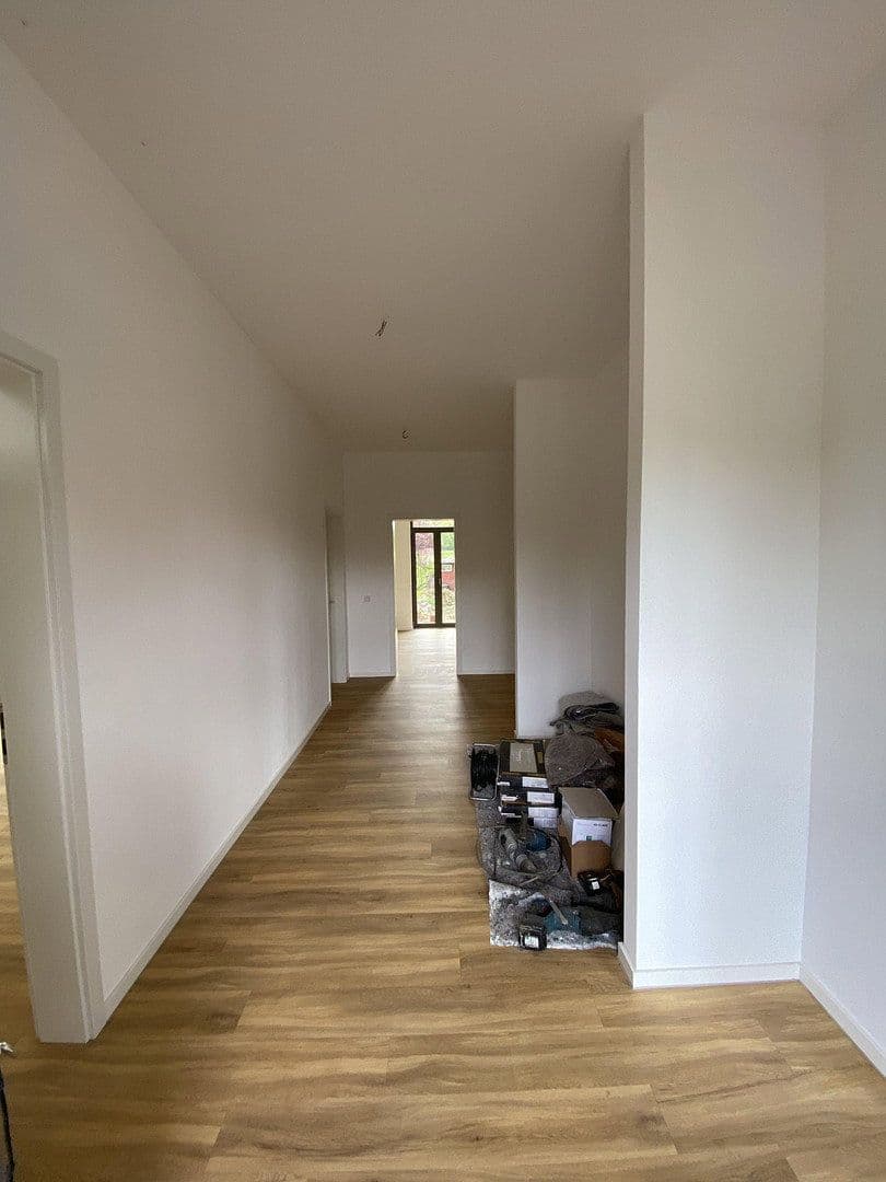 Prenájom bytu 3-izbový 128 m², Wennigsen (Deister), Dolné Sasko Prenájom bytu 3-izbový 128 m², Wennigsen (Deister), Dolné Sasko