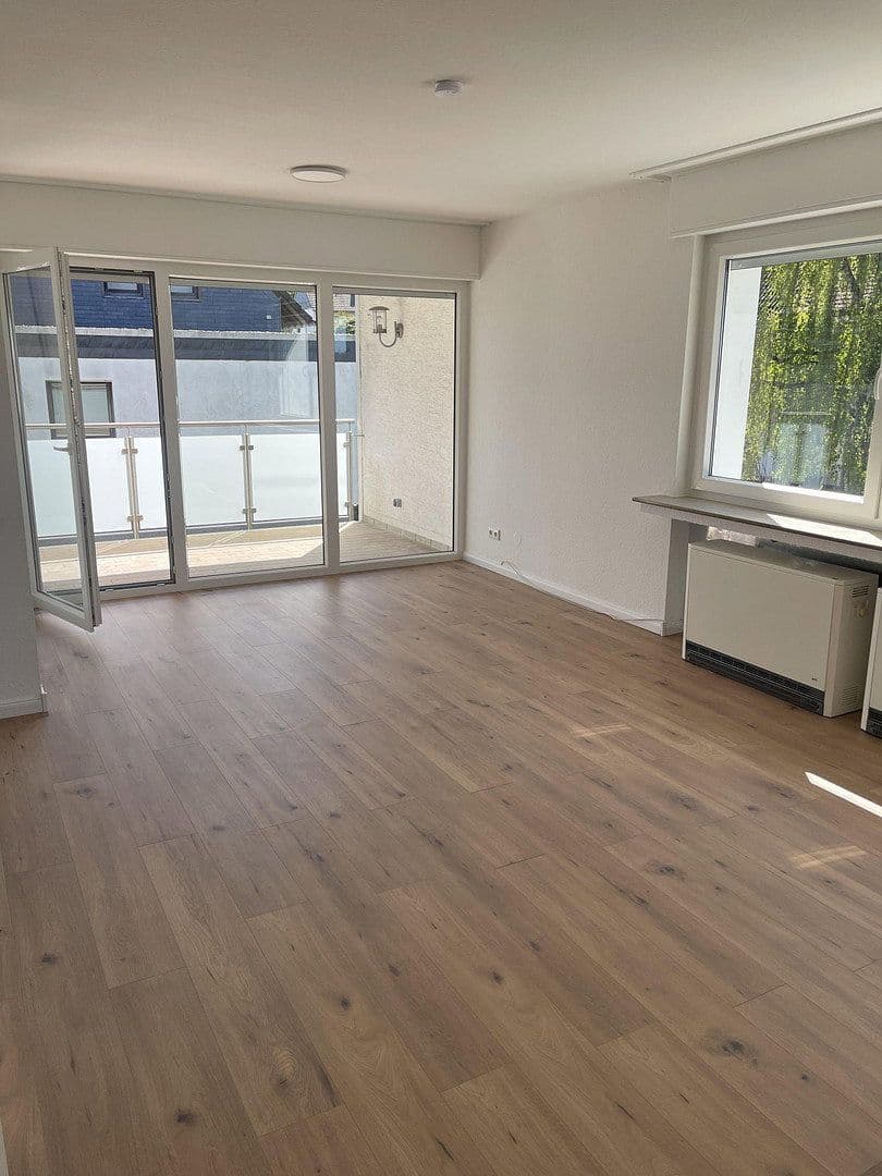 Prenájom bytu 4-izbový 86 m², Birkenweg 1, Hückeswagen, Severné Porýnie - Westfálsko Prenájom bytu 4-izbový 86 m², Birkenweg 1, Hückeswagen, Severné Porýnie - Westfálsko