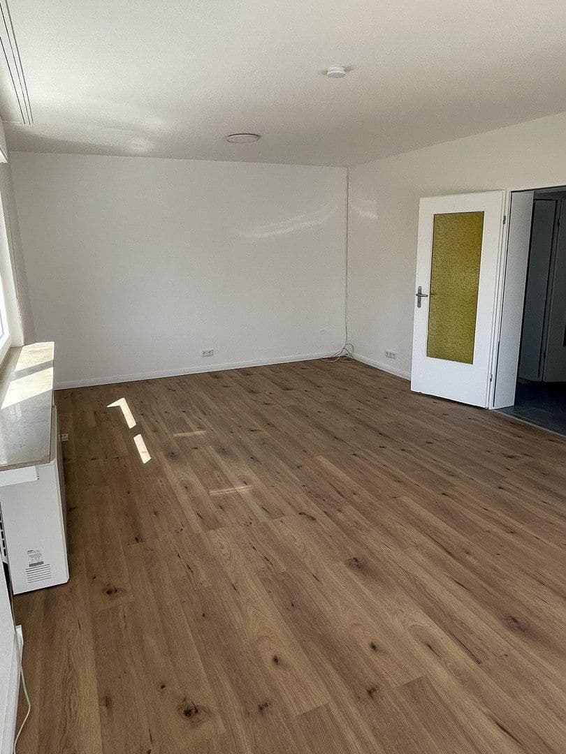 Prenájom bytu 4-izbový 86 m², Birkenweg 1, Hückeswagen, Severné Porýnie - Westfálsko Prenájom bytu 4-izbový 86 m², Birkenweg 1, Hückeswagen, Severné Porýnie - Westfálsko