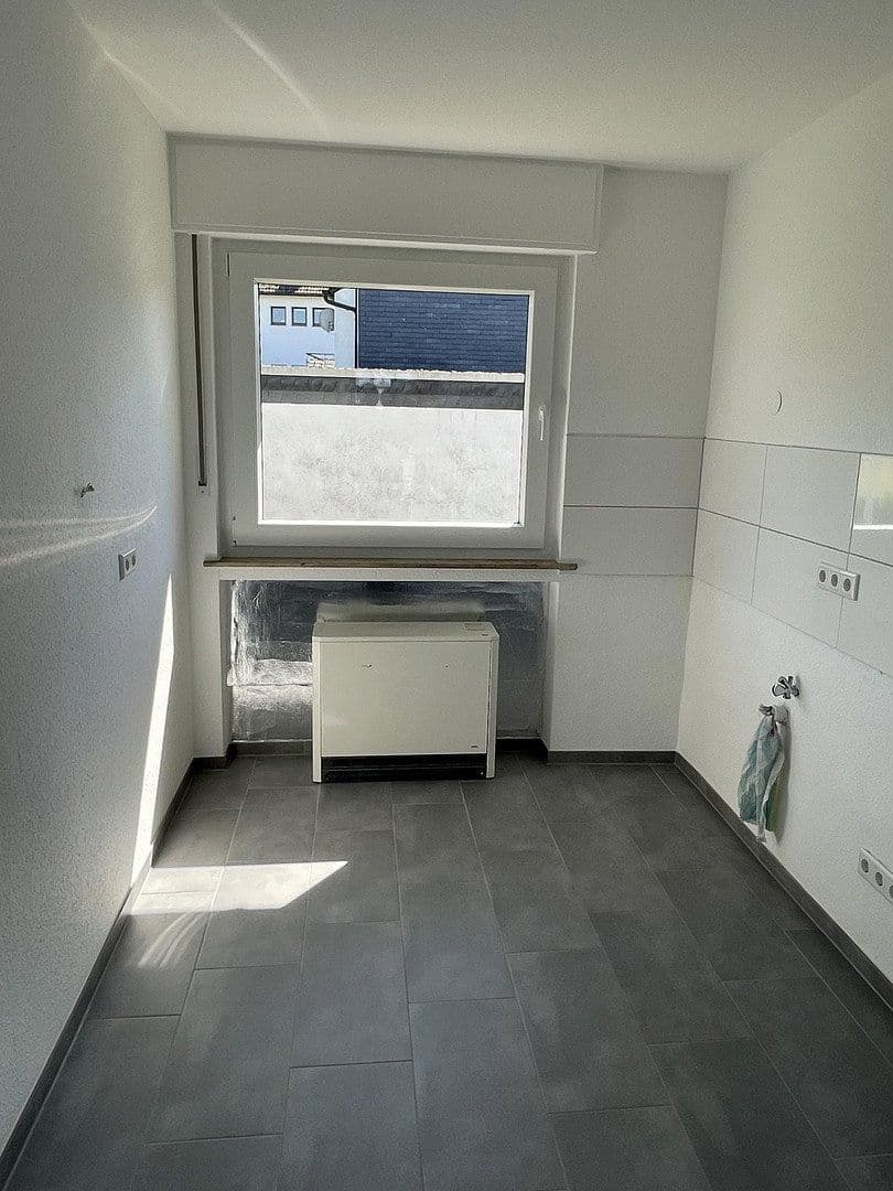 Prenájom bytu 4-izbový 86 m², Birkenweg 1, Hückeswagen, Severné Porýnie - Westfálsko Prenájom bytu 4-izbový 86 m², Birkenweg 1, Hückeswagen, Severné Porýnie - Westfálsko