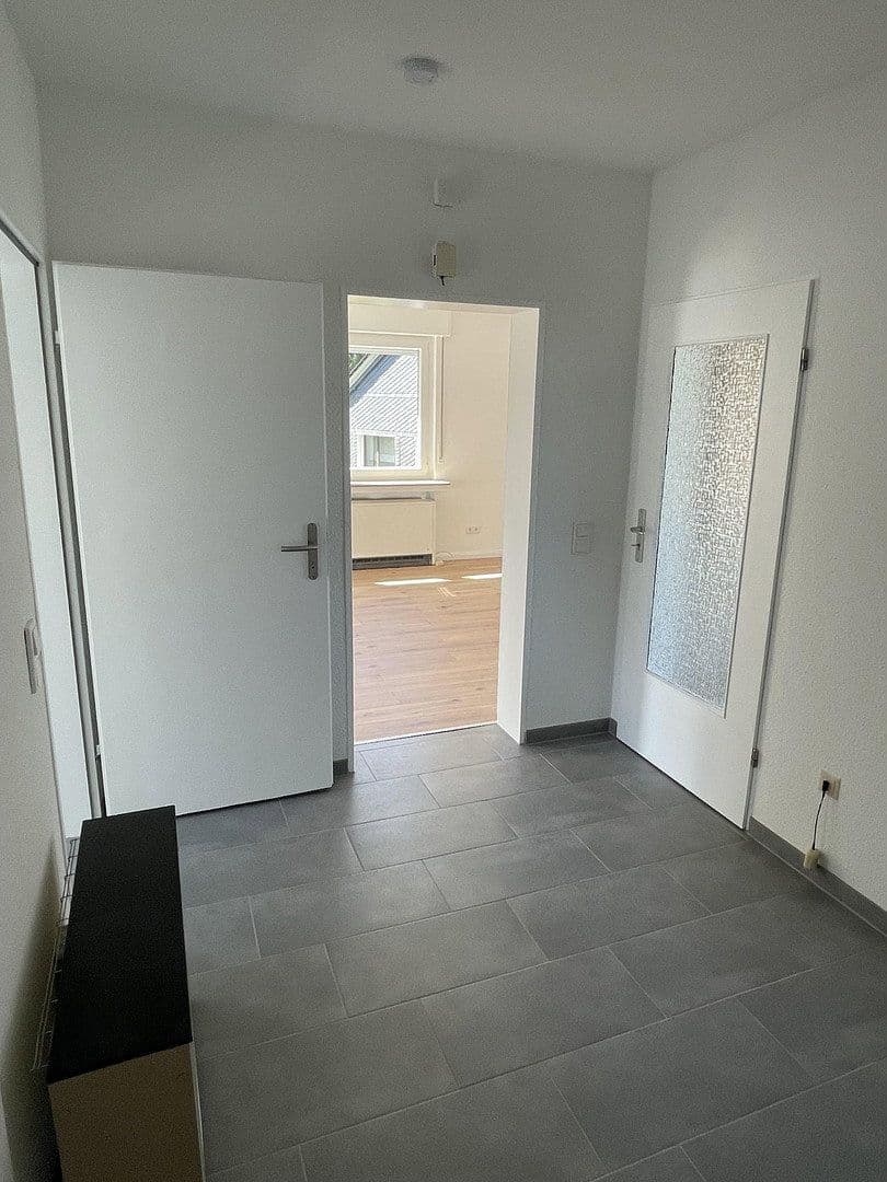 Prenájom bytu 4-izbový 86 m², Birkenweg 1, Hückeswagen, Severné Porýnie - Westfálsko Prenájom bytu 4-izbový 86 m², Birkenweg 1, Hückeswagen, Severné Porýnie - Westfálsko
