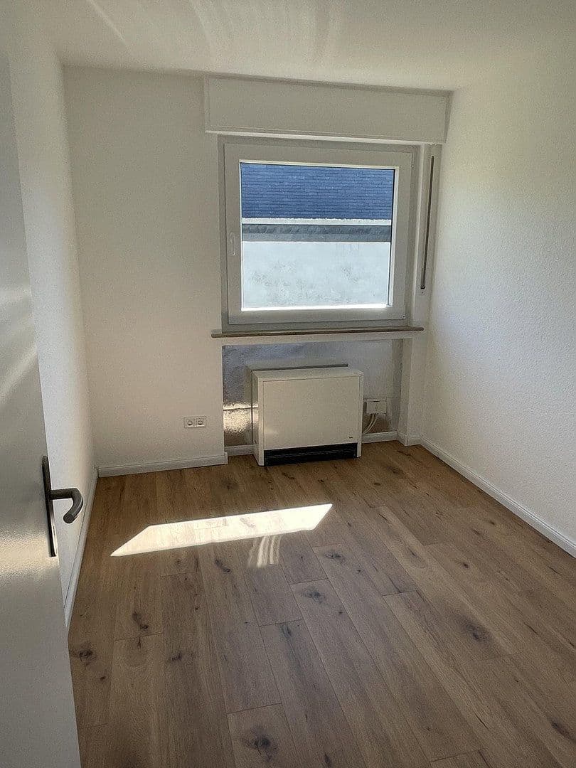 Prenájom bytu 4-izbový 86 m², Birkenweg 1, Hückeswagen, Severné Porýnie - Westfálsko Prenájom bytu 4-izbový 86 m², Birkenweg 1, Hückeswagen, Severné Porýnie - Westfálsko