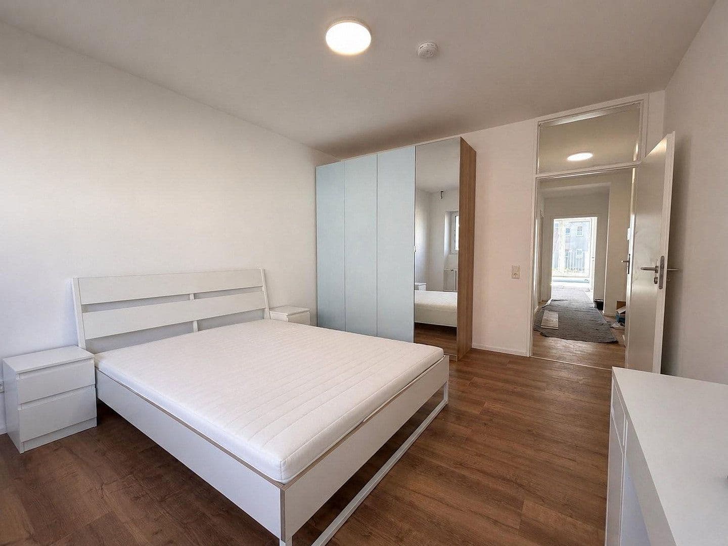 Prenájom bytu 2-izbový 60 m², Köln, Severné Porýnie - Westfálsko Prenájom bytu 2-izbový 60 m², Köln, Severné Porýnie - Westfálsko