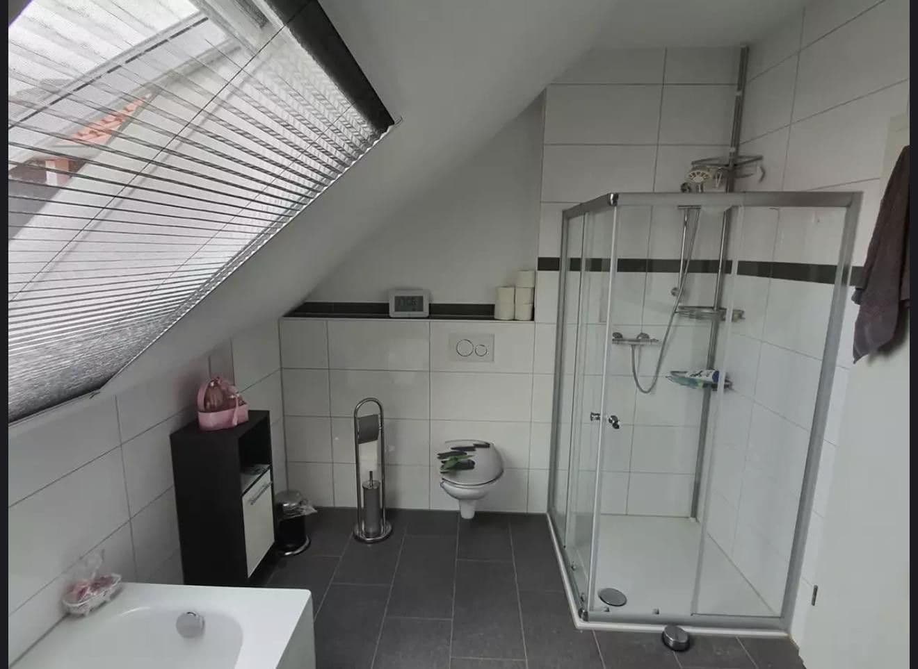 Prenájom bytu 4-izbový 125 m², Salzelmener Str.5/1, Bad Rappenau, Bádensko-Wurttembersko Prenájom bytu 4-izbový 125 m², Salzelmener Str.5/1, Bad Rappenau, Bádensko-Wurttembersko