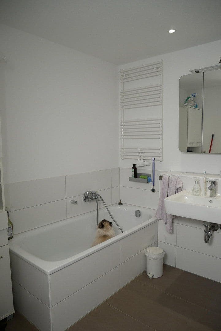 Predaj domu 145 m², pozemek 144 m², Helmut-Schmidt-Ring, Röthenbach an der Pegnitz, Bavorsko Predaj domu 145 m², pozemek 144 m², Helmut-Schmidt-Ring, Röthenbach an der Pegnitz, Bavorsko