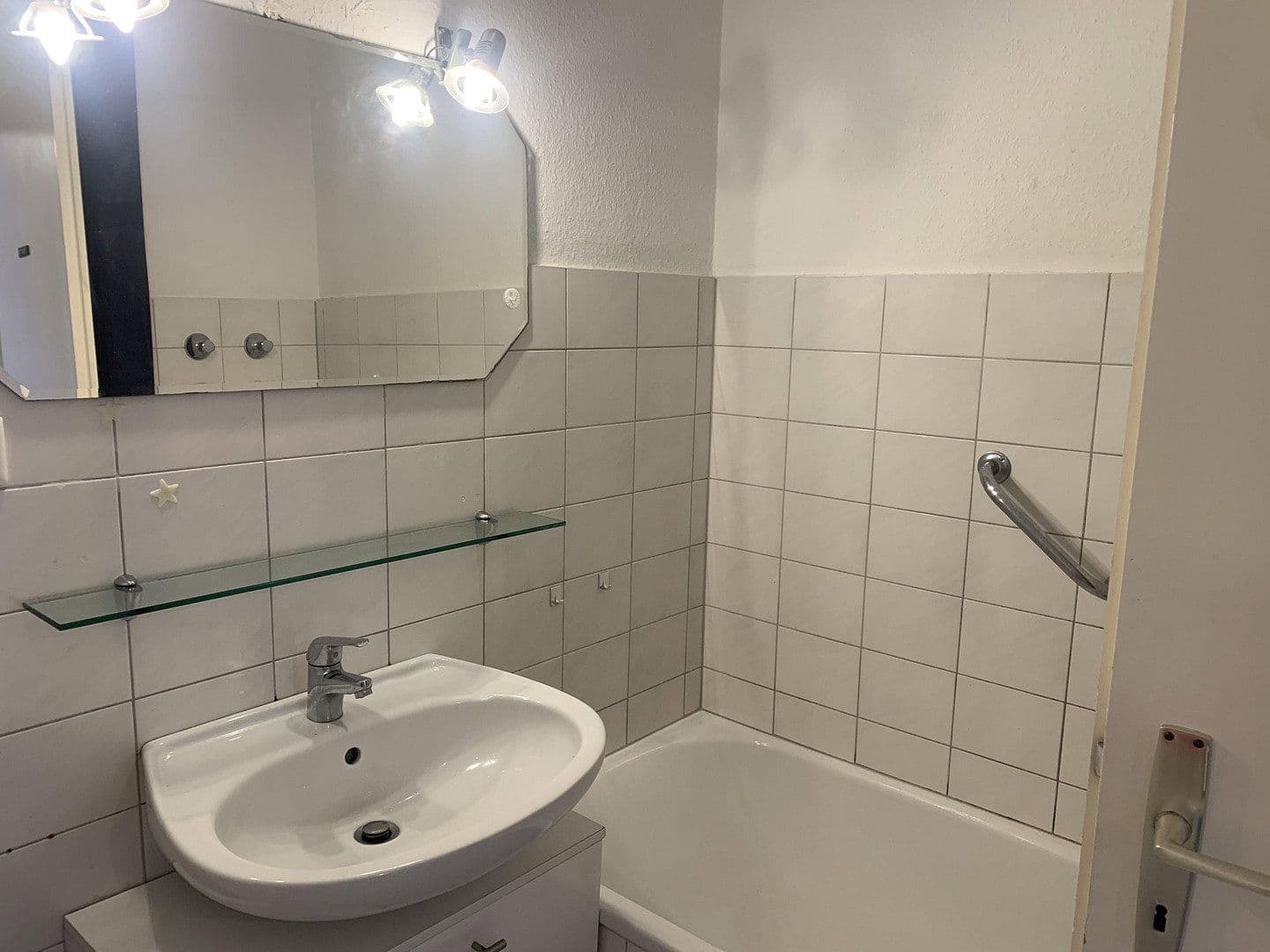 Prenájom bytu 2-izbový 52 m², Neu-Isenburg, Hesensko Prenájom bytu 2-izbový 52 m², Neu-Isenburg, Hesensko