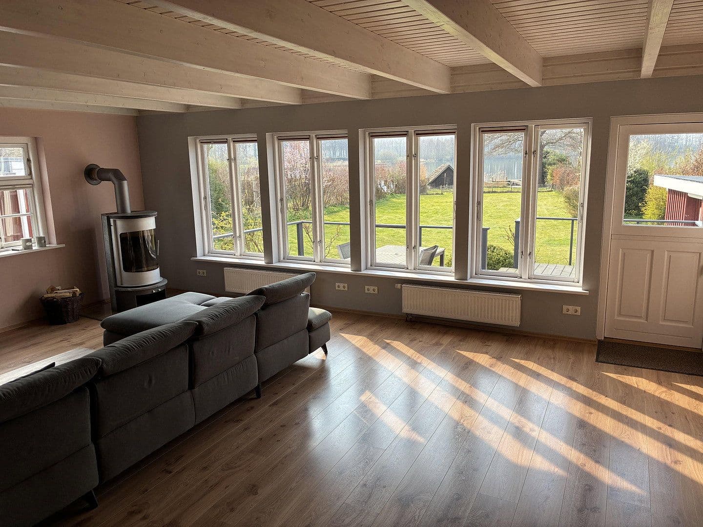 Predaj domu 186 m², pozemek 1.762 m², Bosau, Šlezvicko-Holštajnsko Predaj domu 186 m², pozemek 1.762 m², Bosau, Šlezvicko-Holštajnsko