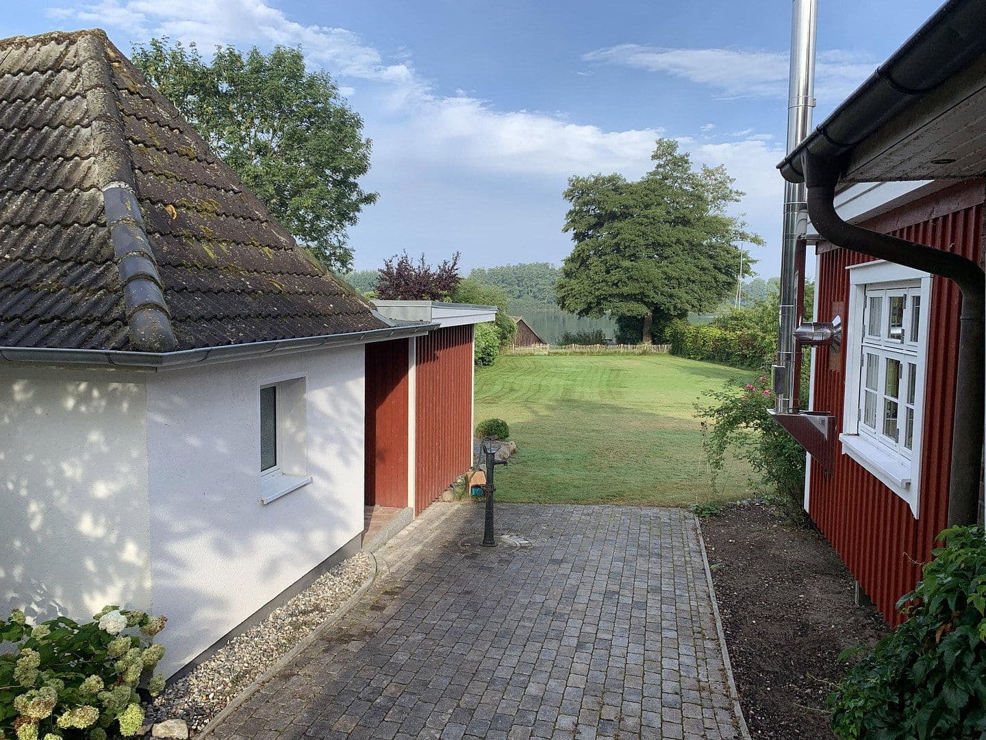 Predaj domu 186 m², pozemek 1.762 m², Bosau, Šlezvicko-Holštajnsko Predaj domu 186 m², pozemek 1.762 m², Bosau, Šlezvicko-Holštajnsko