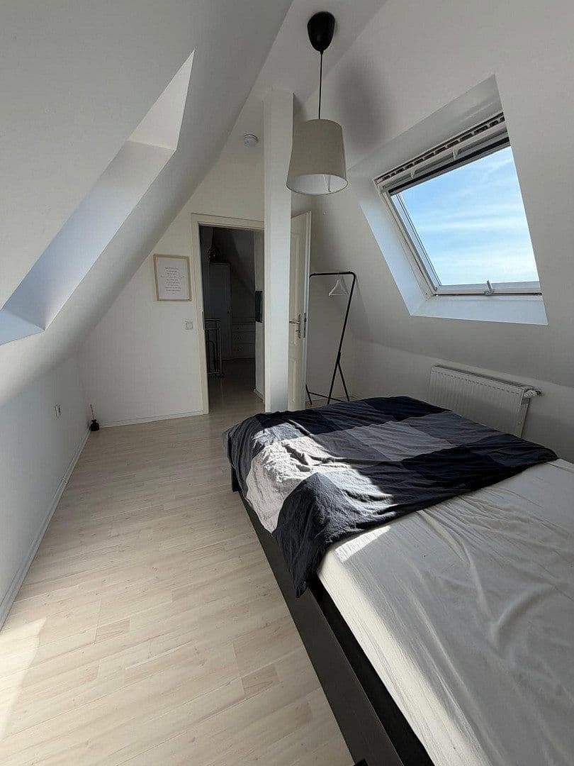 Prenájom bytu 2-izbový 65 m², Besigheim, Bádensko-Wurttembersko Prenájom bytu 2-izbový 65 m², Besigheim, Bádensko-Wurttembersko