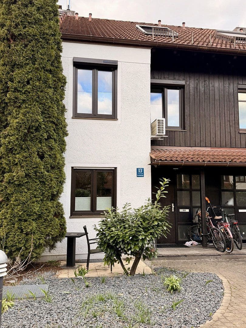 Predaj domu 130 m², pozemek 130 m², München, Bavorsko Predaj domu 130 m², pozemek 130 m², München, Bavorsko