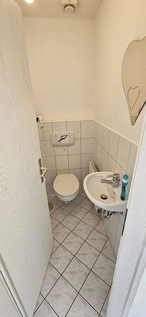 Prenájom bytu 2-izbový 53 m², Darmstädter Straße 42, Höchst im Odenwald, Hesensko Prenájom bytu 2-izbový 53 m², Darmstädter Straße 42, Höchst im Odenwald, Hesensko