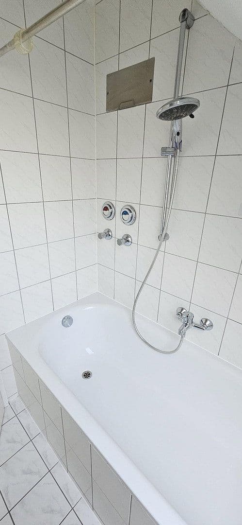 Prenájom bytu 2-izbový 53 m², Darmstädter Straße 42, Höchst im Odenwald, Hesensko Prenájom bytu 2-izbový 53 m², Darmstädter Straße 42, Höchst im Odenwald, Hesensko