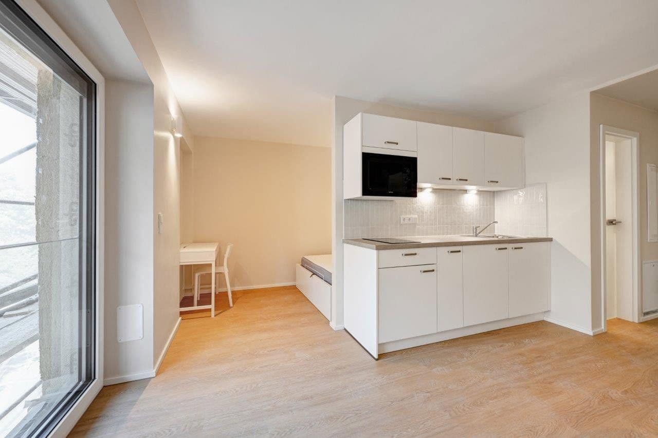 Prenájom bytu 1-izbový 25 m², Leonrodstrasse 18, München, Bavorsko Prenájom bytu 1-izbový 25 m², Leonrodstrasse 18, München, Bavorsko