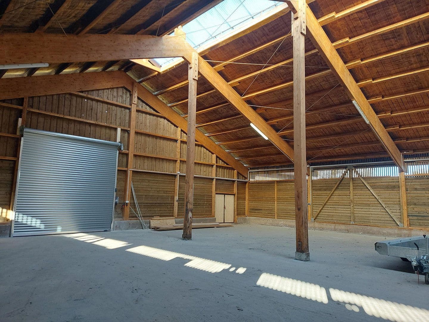Prenájom nebytového priestoru 250 m², Stephanskirchen, Bavorsko Prenájom nebytového priestoru 250 m², Stephanskirchen, Bavorsko