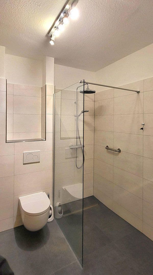 Prenájom bytu 3-izbový 84 m², Nienburg/Weser, Dolné Sasko Prenájom bytu 3-izbový 84 m², Nienburg/Weser, Dolné Sasko