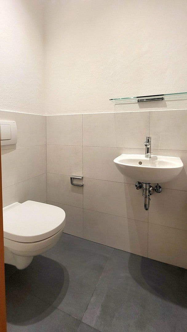 Prenájom bytu 3-izbový 84 m², Nienburg/Weser, Dolné Sasko Prenájom bytu 3-izbový 84 m², Nienburg/Weser, Dolné Sasko