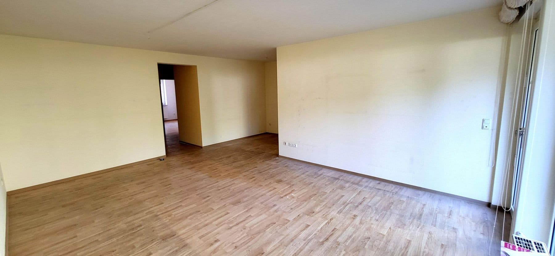Prenájom bytu 3-izbový 84 m², Nienburg/Weser, Dolné Sasko Prenájom bytu 3-izbový 84 m², Nienburg/Weser, Dolné Sasko