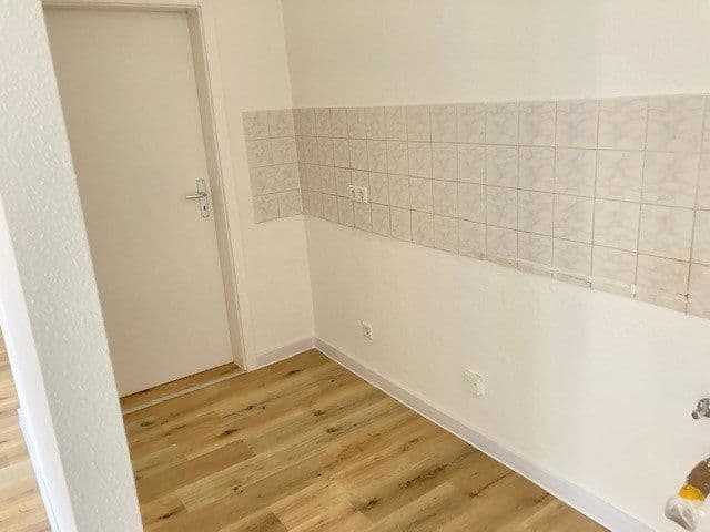 Prenájom bytu 1-izbový 52 m², Wilhelm-Plesse-Str. 26, Leipzig, Sasko Prenájom bytu 1-izbový 52 m², Wilhelm-Plesse-Str. 26, Leipzig, Sasko